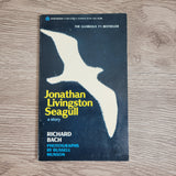 Jonathan Livingstone Seagull by Richard Bach Paperback