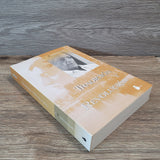 Tradicion Y Revolucion by J. Krishnamurti Spanish Edition Like NEW
